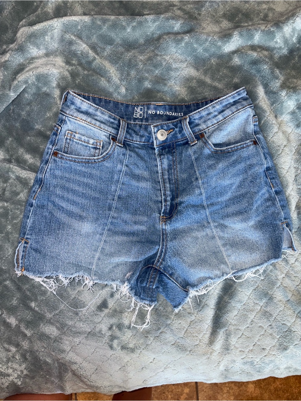 No Boundaries Blue Denim High-Rise Frayed Cutoff Shorts
